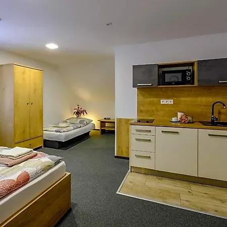 Michaela Hotel 3*