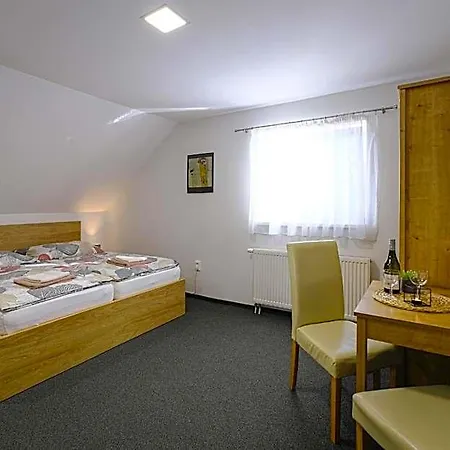 Hotel Michaela 3*